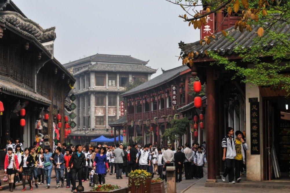 杀出重围人类分裂